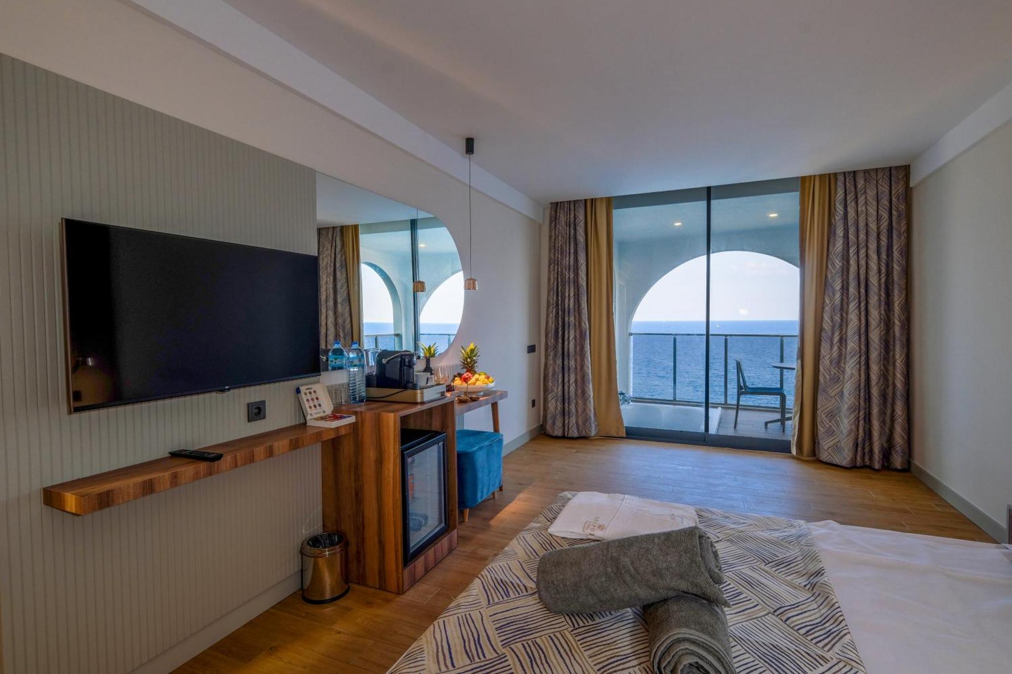 Ada Port Hotel Adults Only อลันยา ภายนอก รูปภาพ